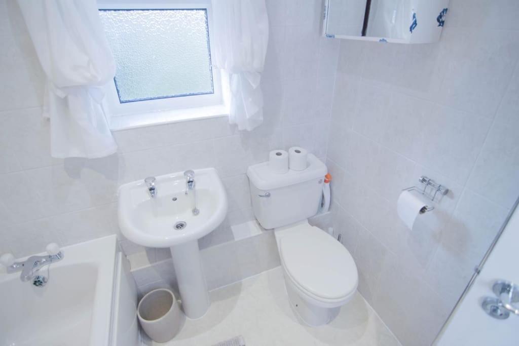 Villa 2 Bed House - Bhx - Nec à Solihull Extérieur photo