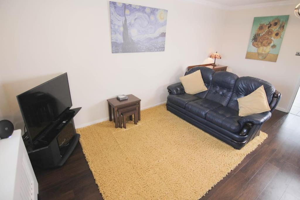 Villa 2 Bed House - Bhx - Nec à Solihull Extérieur photo